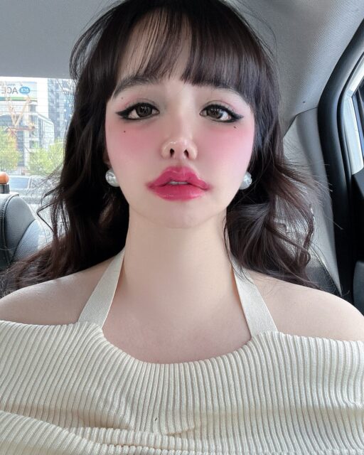 2NE1 အဖွဲ့ဝင် Park Bom